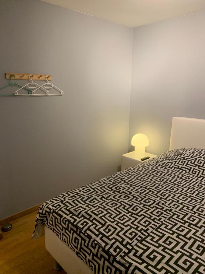 Prive-Kamer Centrum Oostende Met Eigen Badkamer/Wc Exterior foto