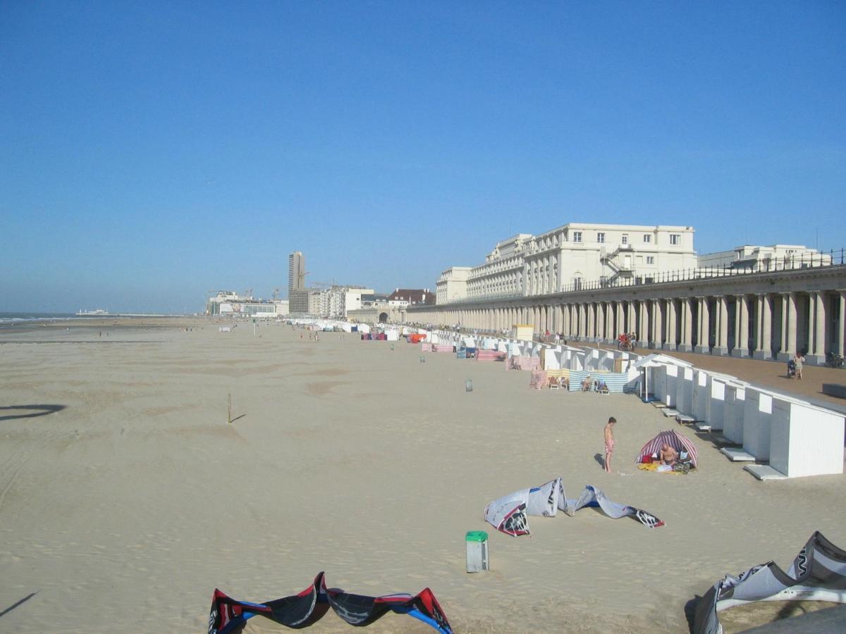 Prive-Kamer Centrum Oostende Met Eigen Badkamer/Wc Exterior foto