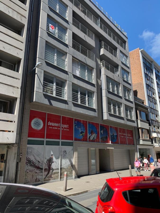 Prive-Kamer Centrum Oostende Met Eigen Badkamer/Wc Exterior foto